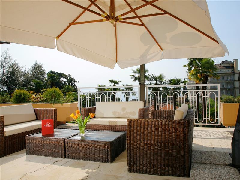 Hotel Опатія Екстер'єр фото