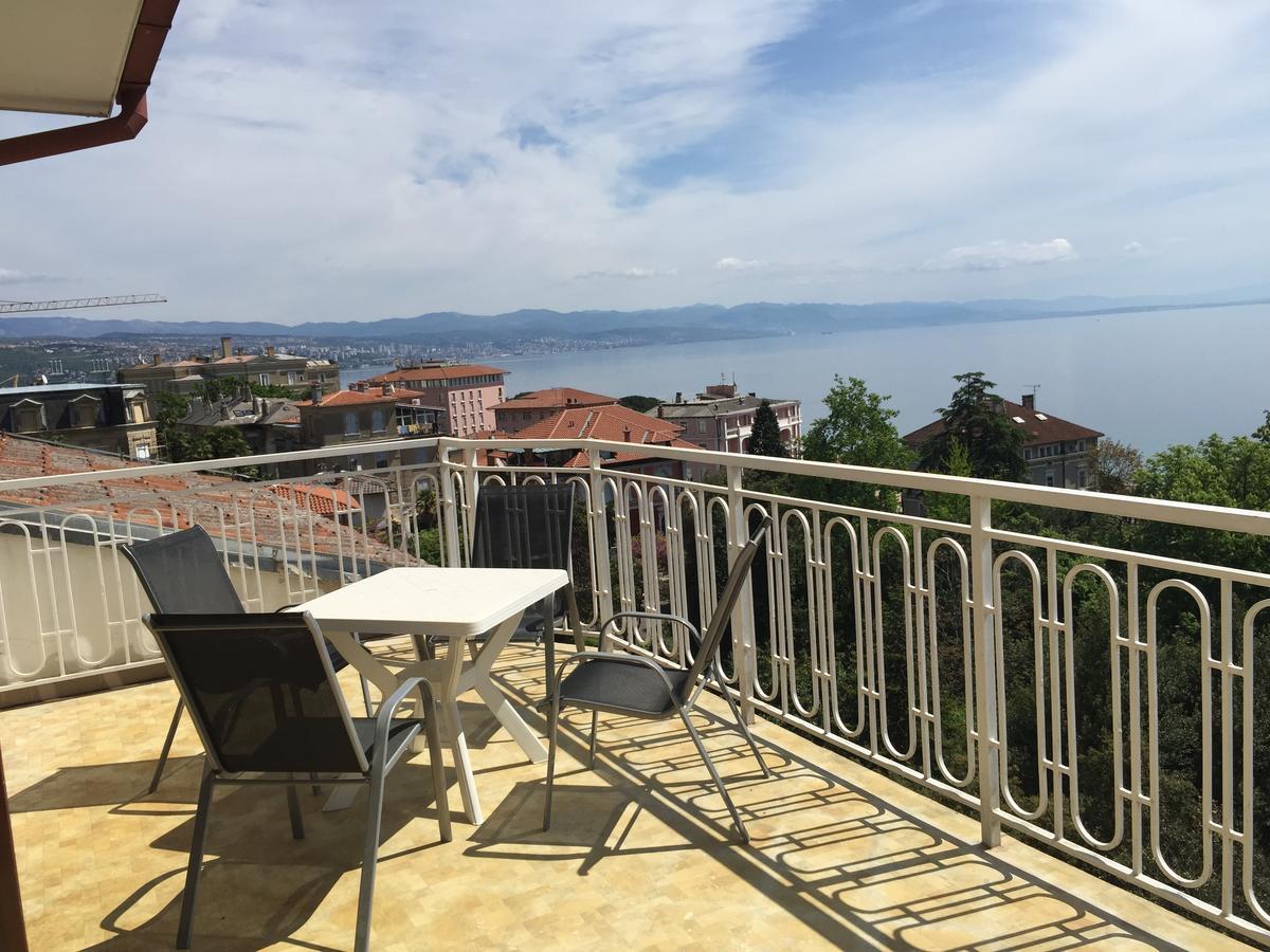 Hotel Опатія Екстер'єр фото